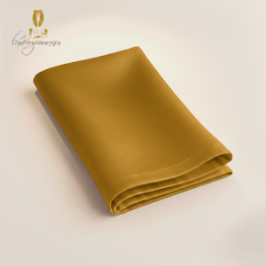 tovagliolo-oro-giallo-raso-luxurynoleggio